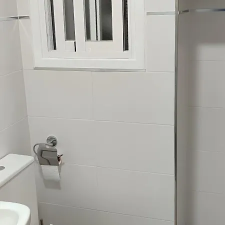 Apartman 2 A 8 Min Del Casco Historico