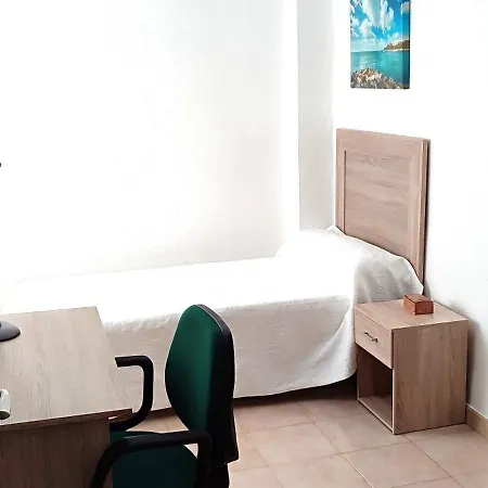 Apartment 2 A 8 Min Del Casco Historico *